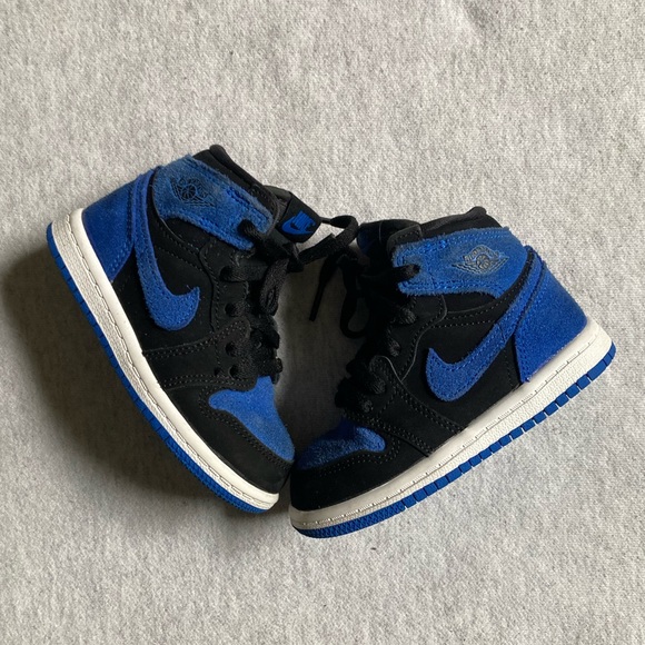 Jordan 1 hi og "royal reimagine" sz.7C - Picture 2 of 5